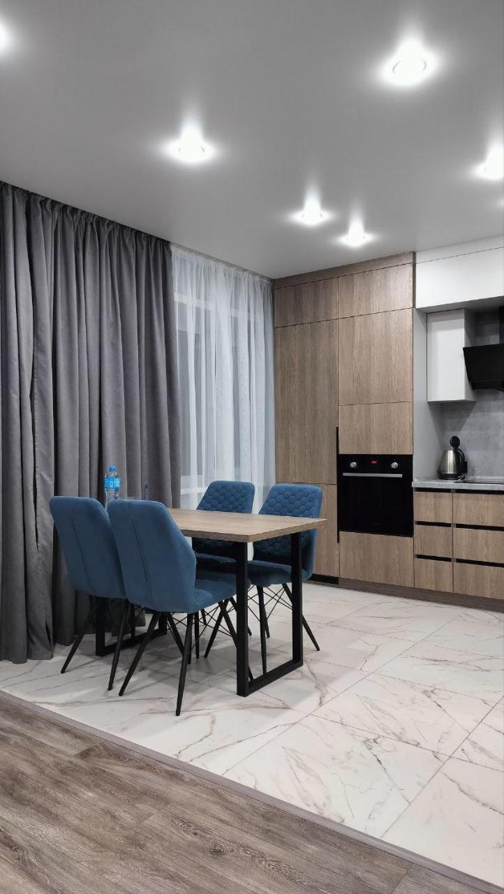 Seven City Apartments Semey Exterior foto